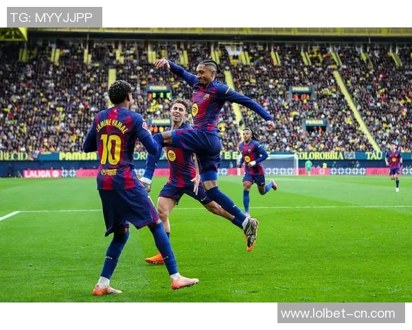 巴萨逆转曼联6-2晋级国王杯争议判罚引发全场热议