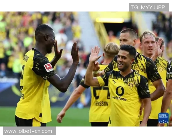 德甲激战：多特蒙德与马竞战平点球大战引发全场狂欢