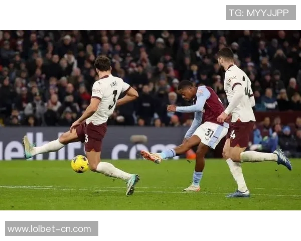 西甲精彩对决阿森纳与巴黎圣日耳曼战成平局数据分析揭示比赛亮点